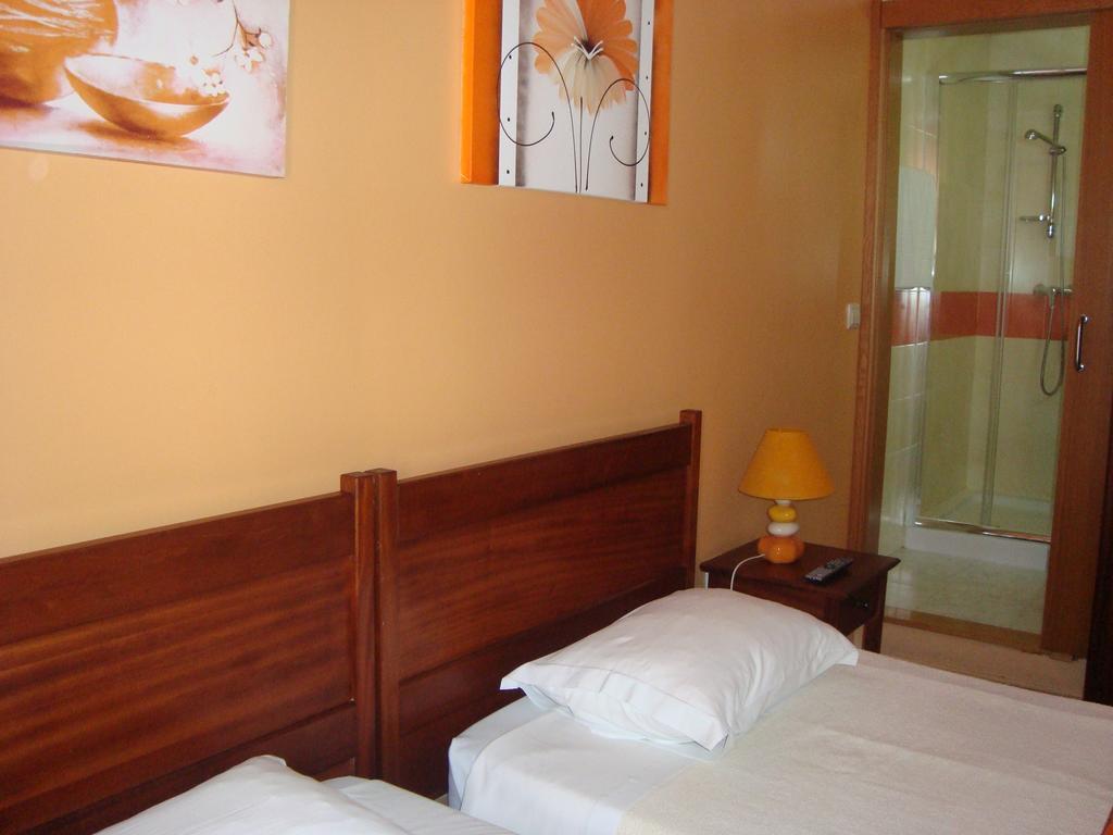 Hospedaria 5 Bicas Aveiro Luaran gambar